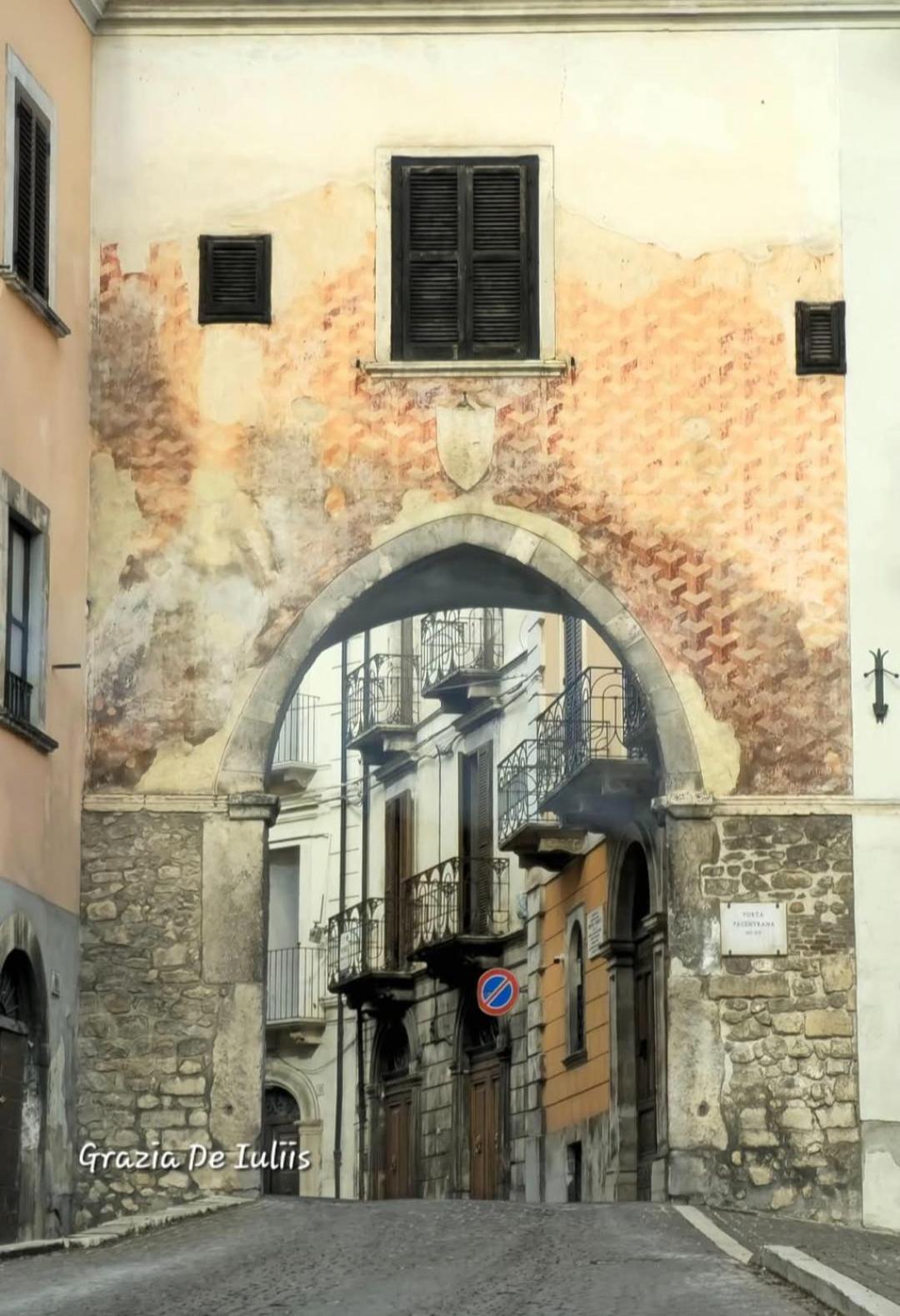 Dietro Piazza Maggiore Sulmona Luaran gambar